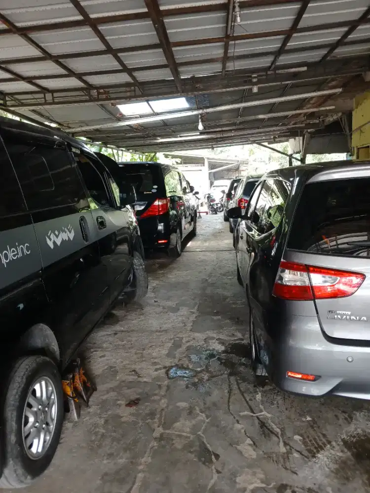 Dibutuhkan montir mobil