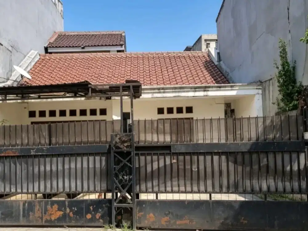 Dijual Tanah Bonus Rumah Di Lokasi Strategis Di Jakarta Selatan