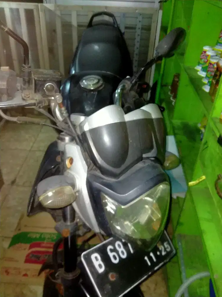 Dijual yamaha vixion tahun 2010
