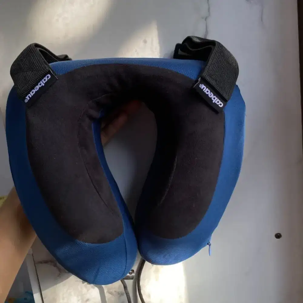 Cabeau Pillow Neck