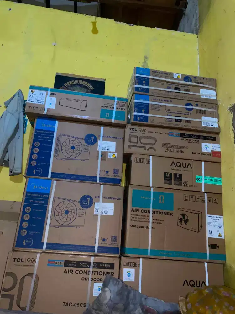 AC 1/2pk Midea Aqua hisense TCL baru