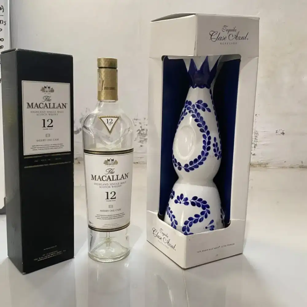 Botol pajangan Azul dan macallan