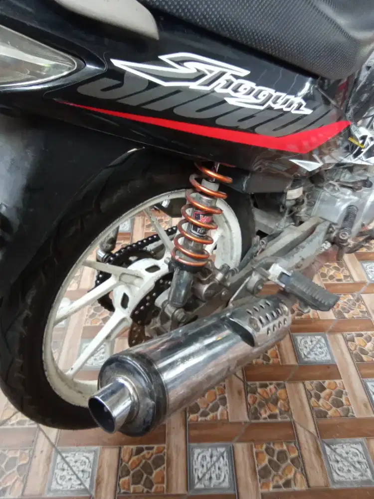 Suzuki Shogun Sp125DD Velg Racing S.Pakai,Mesin Sehat,BBM irit.