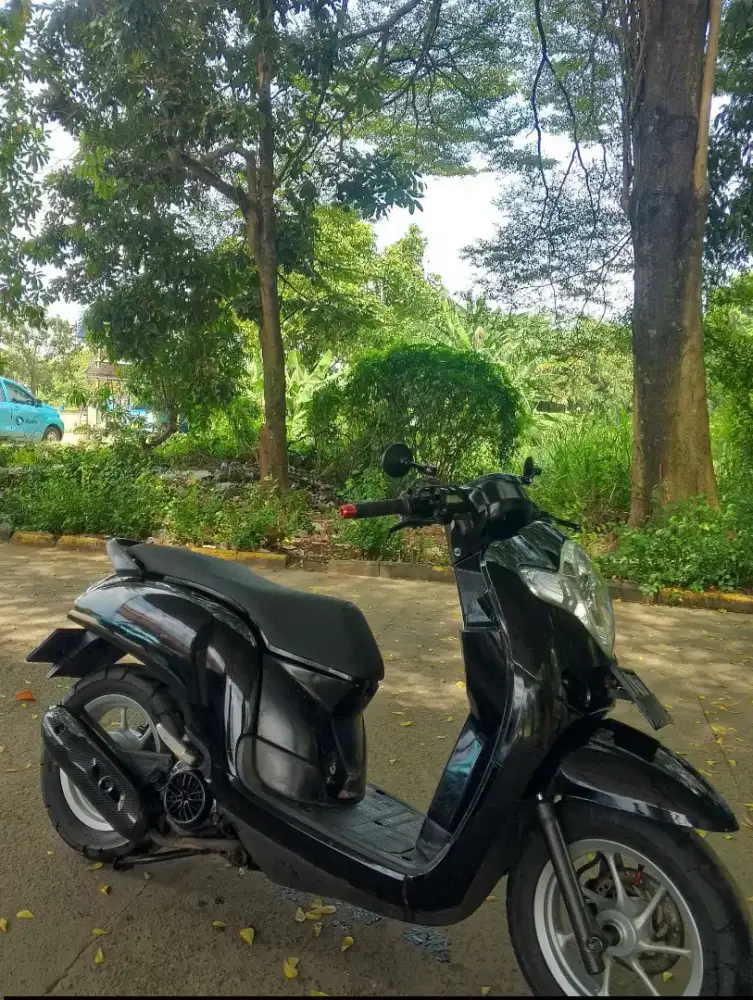 Dijual Honda Scoopy th 2019 ss lengkap