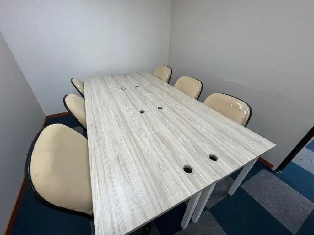 SEWA KANTOR DI JAKARTA SELATAN TB SIMATUPANG 51M2 FURNISHED 235K NEGO