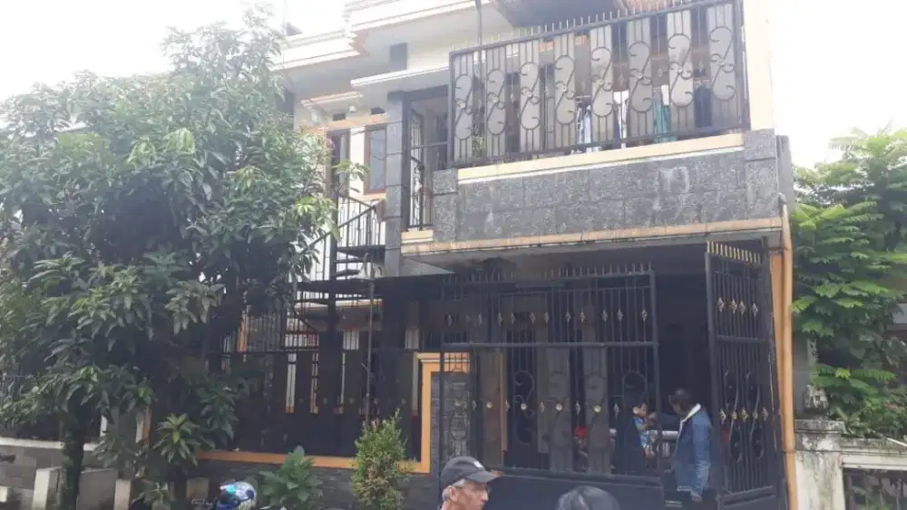 Rumah 2 lantai siap huni bisa kantor di cijagra Buahbatu Bandung