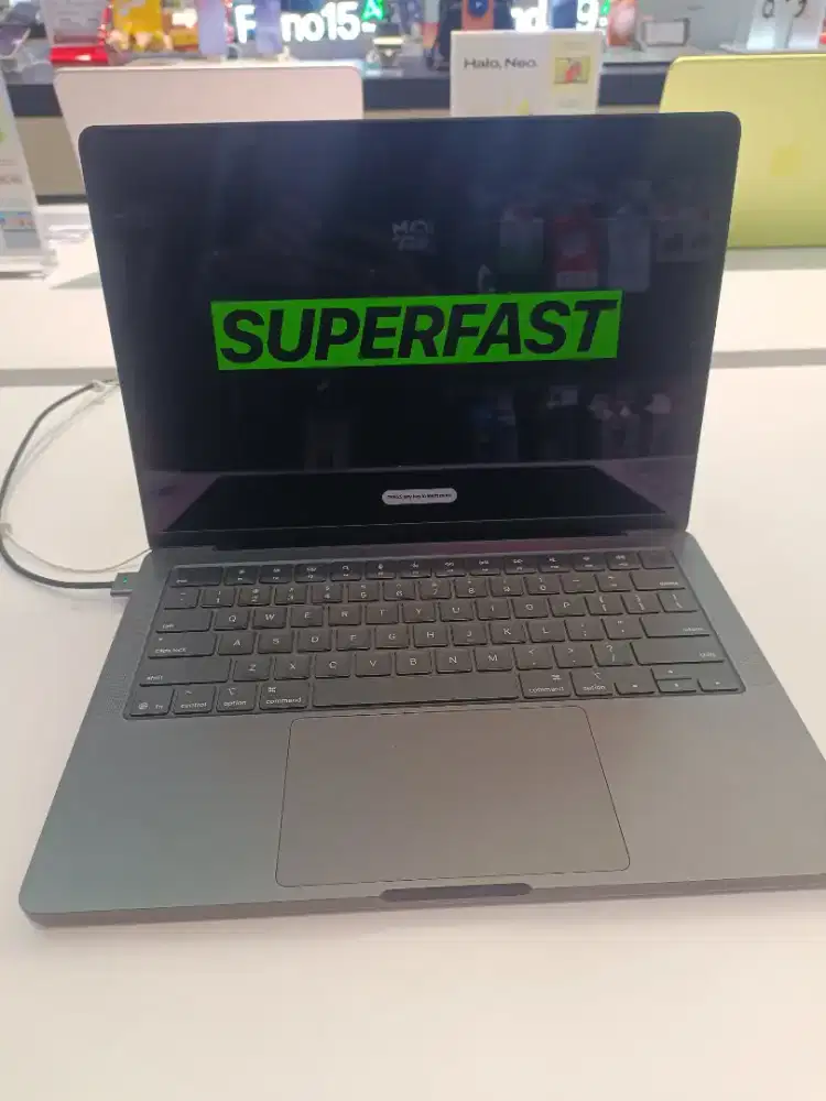 MacBook Pro 14 Ram 16Gb 1Tb Bisa Cicilan Bunga 0,99%