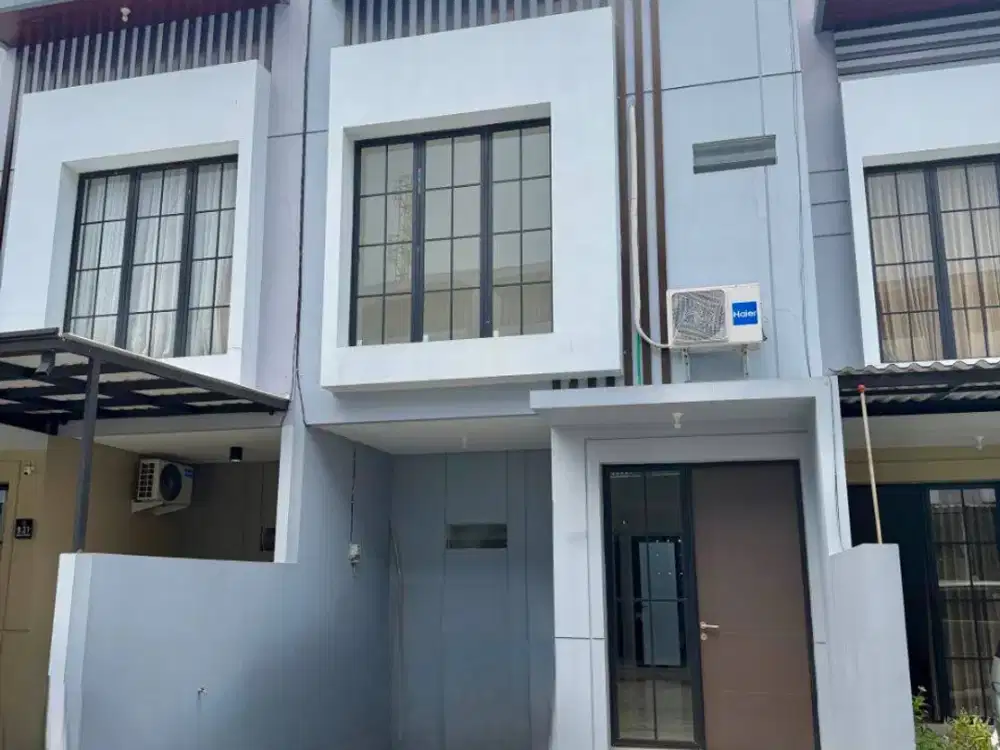 Disewakan rumah regency one babatan pantai