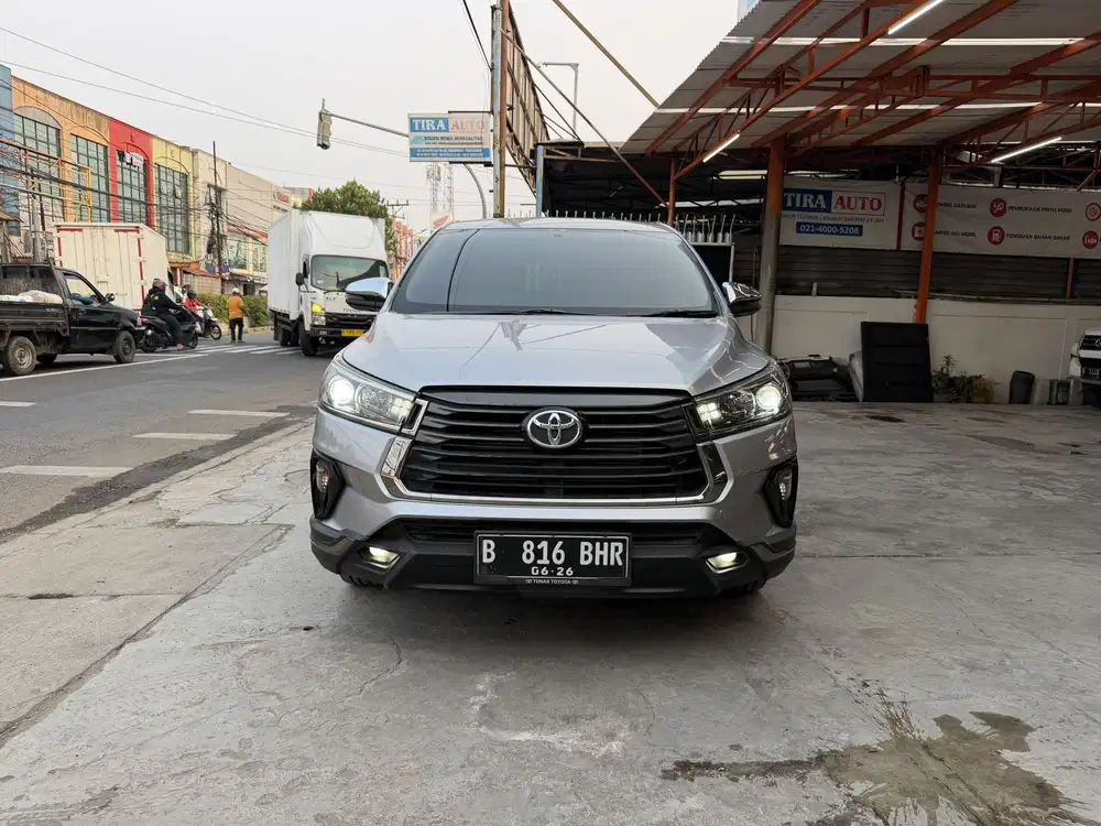 Innova venturer diesel at solar matic 2021 silver istimewah reborn g v