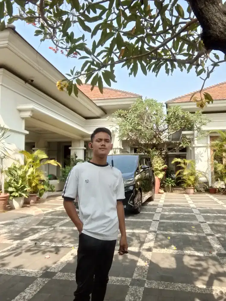 Izin cari pekrja an supir pribadi sim A sma ktp doang
