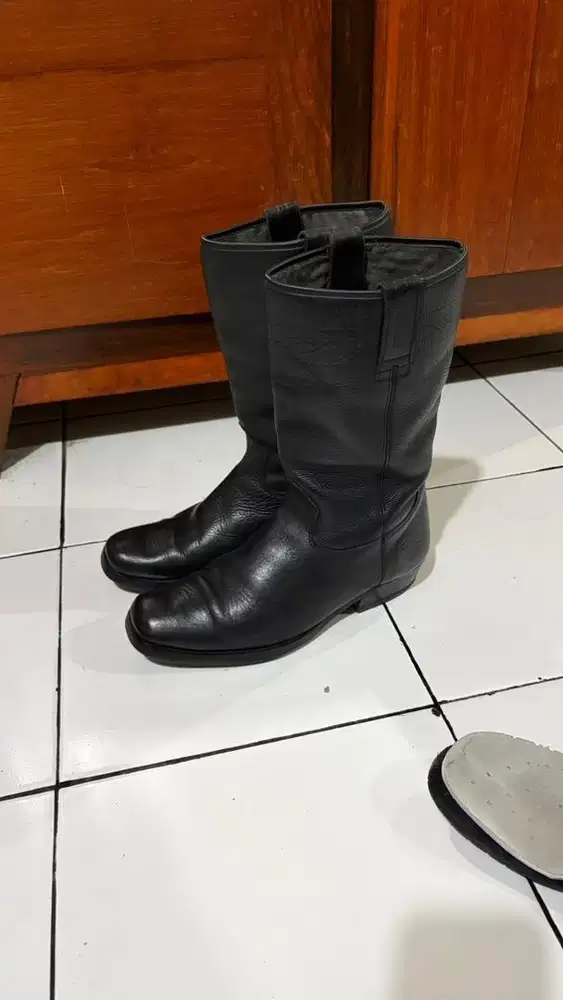 boots kulit bil montana vintage size 42 (BU)