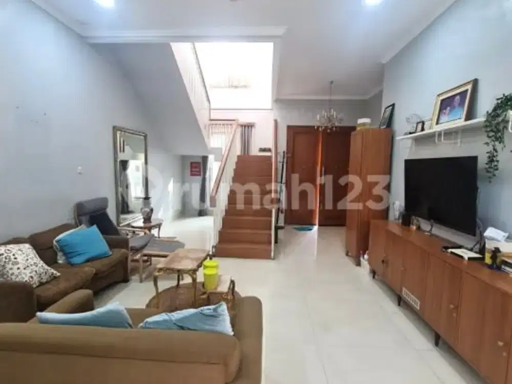 Rumah Minimalis di Bukit Cinere Indah Layout Lega Ada Rooftop