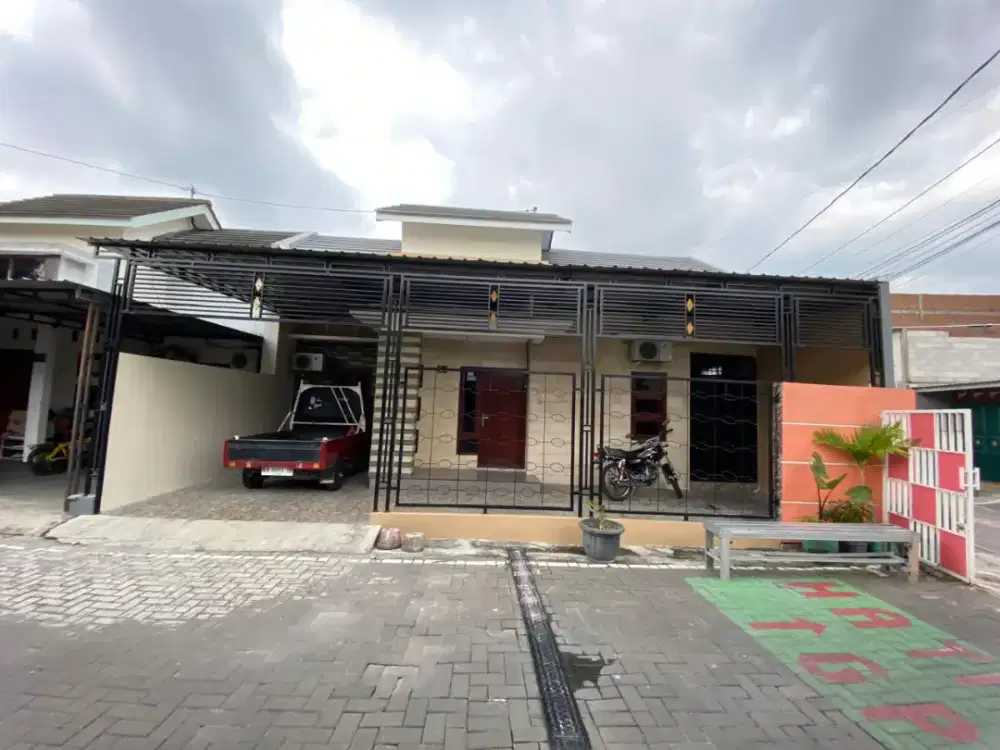 Disewakan Rumah Bagus & Bersih lokasi Purbayan, Gentan.