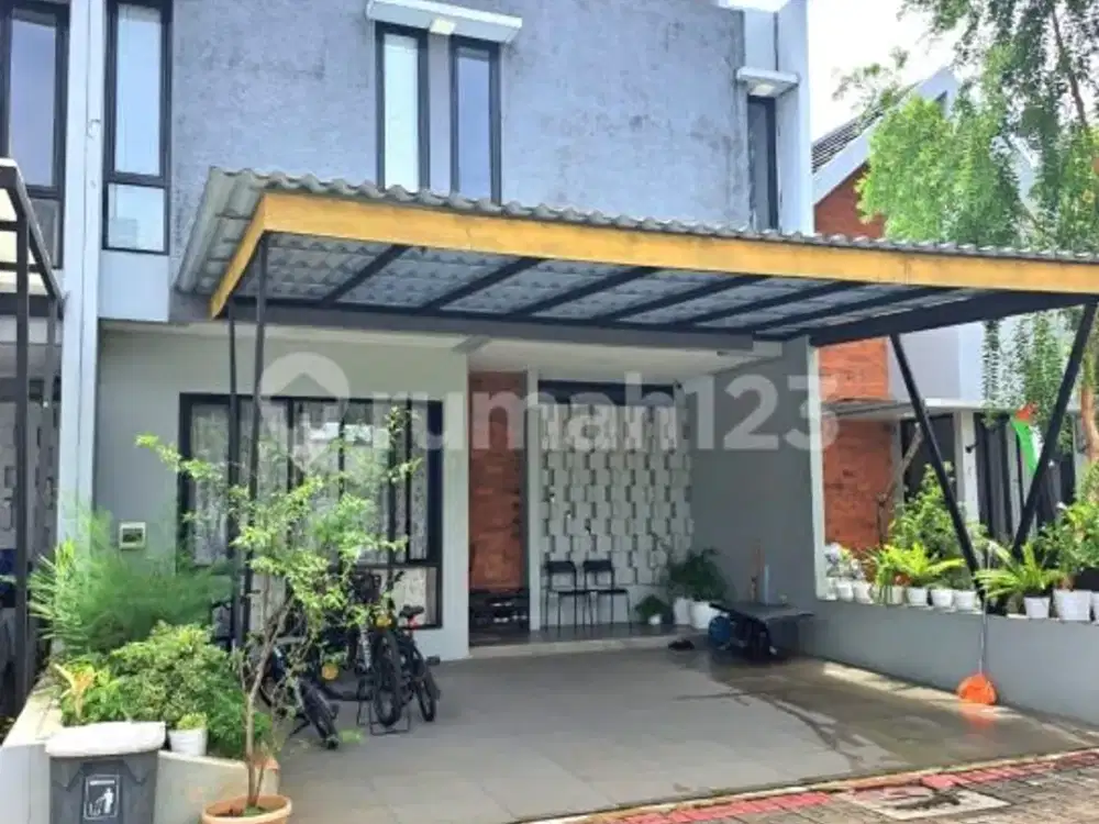 Rumah Cantik Interior Rapi Lingkungan Nyaman Dekat Tol