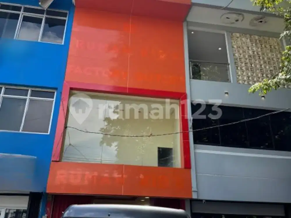 Ruko Siap Pakai 3 Lantai di Cinere Cocok Untuk Usaha Area Sekitar Rame
