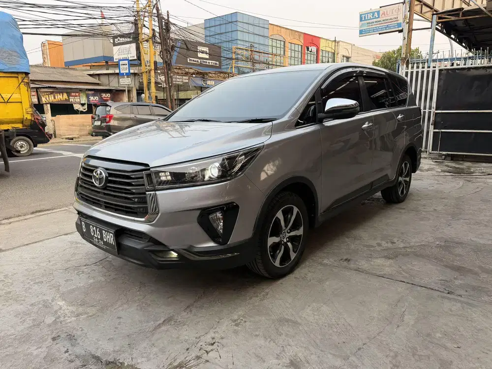 Innova Venturer Diesel AT 2021 Silver ISTIMEWAH Solar matik reborn g v