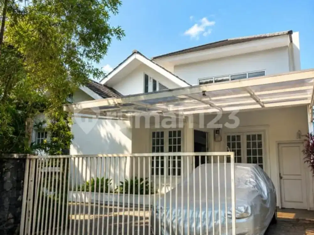 Rumah Luas 200 M2 Terawat di Cirendeu Tangerang Selatan