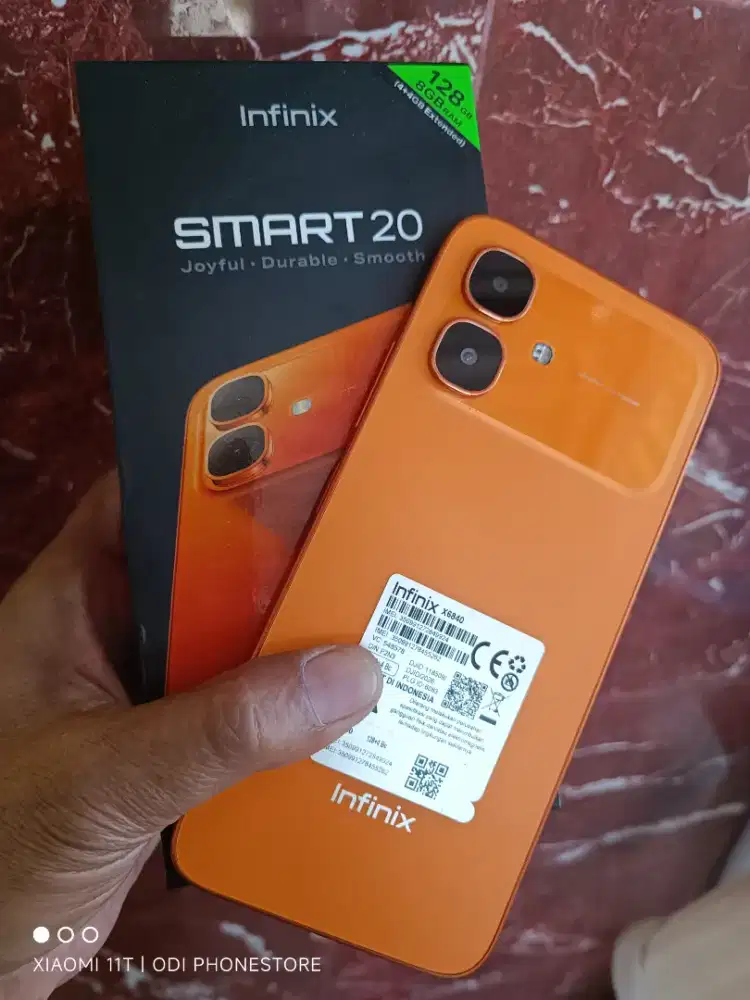 Infinix smart 20 4+4/128 mulus seperti baru & lengkap pemakaian 2 bln