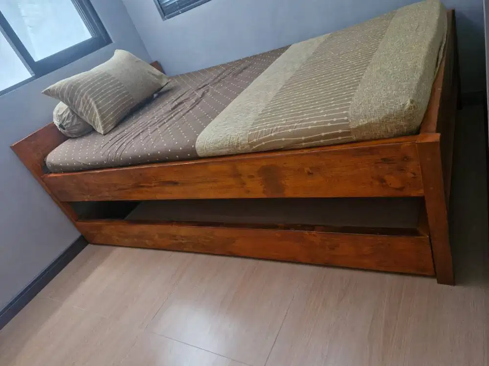 [WTS] Ranjang Gratis 2 Kasur Uk.120 cm x 200 cm