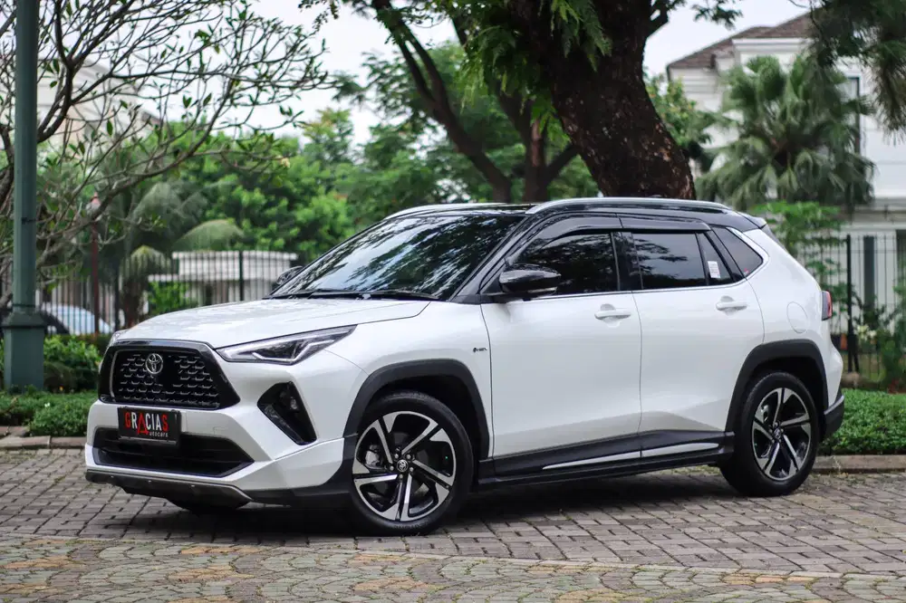 YARIS CROSS GR HYBRID 2023 KM 18RB