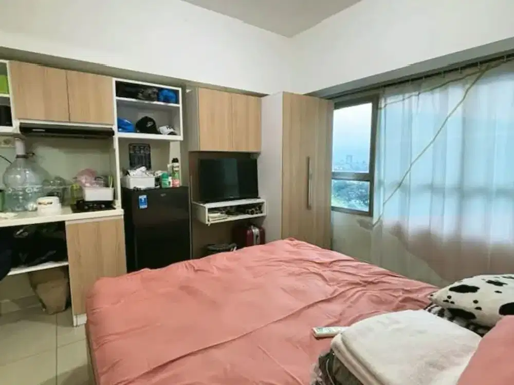 Apartemen Springlake View Tower Freesia Full Furnished