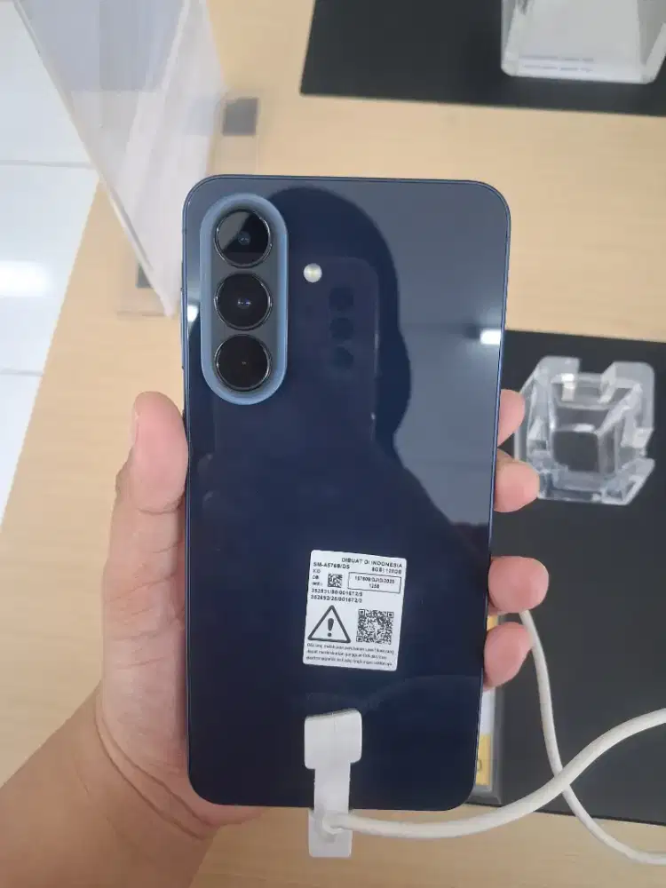 SAMSUNG A57 5G 8/256 DAN SAMSUNG A37 8/128