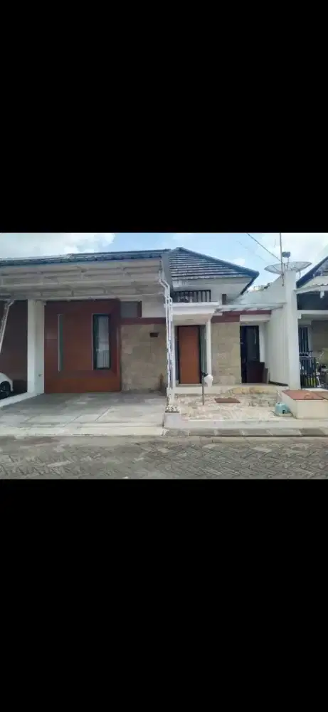 Di jual Rumah di kawasan perumahan