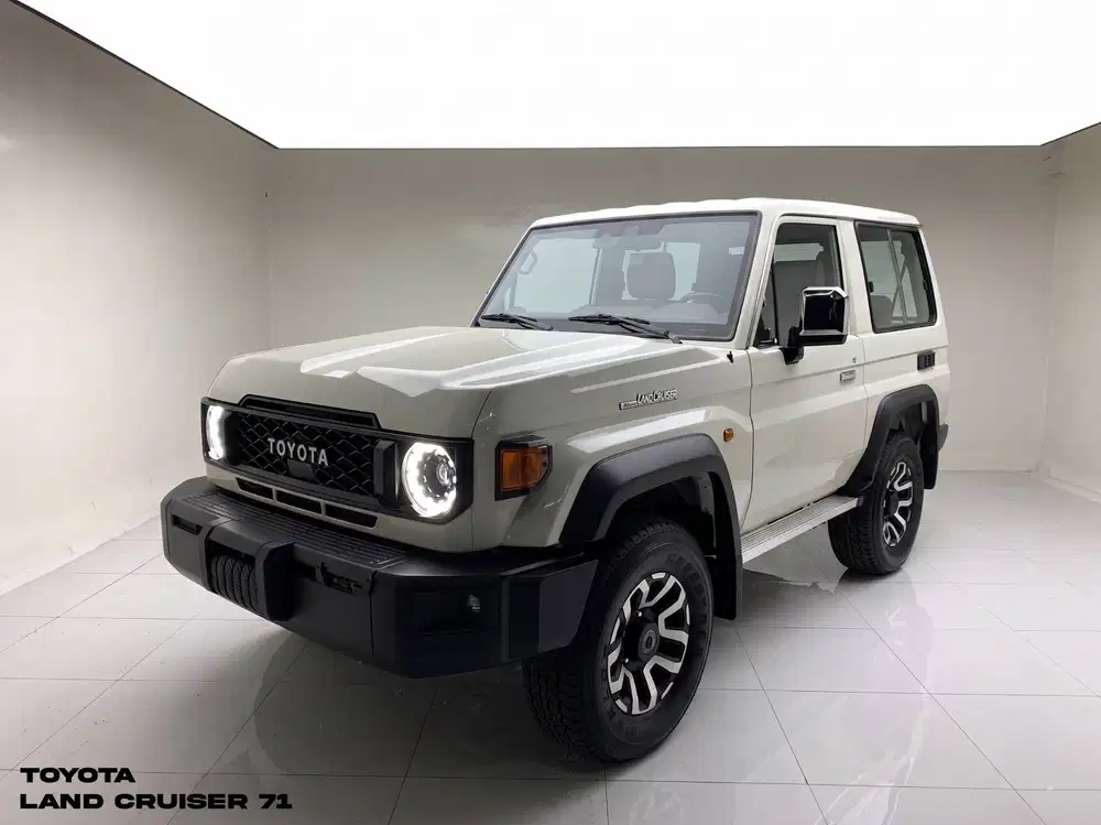 TOYOTA LAND CRUISER 71 SHORT WHEEL BASE (3-DOOR) 2.8 DIESEL 2026 WHITE