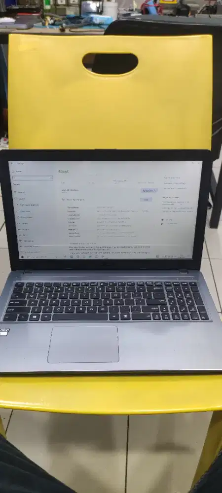 Laptop Asus X540Y