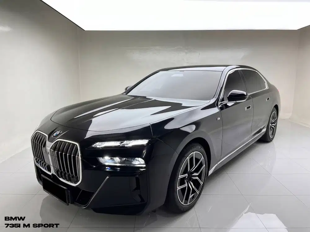 BMW 735i M SPORT 2023 BLACK ON BROWN