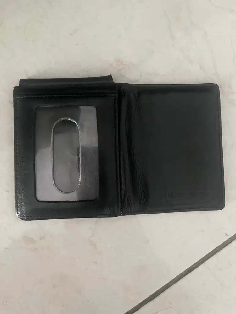Tempat id card kulit