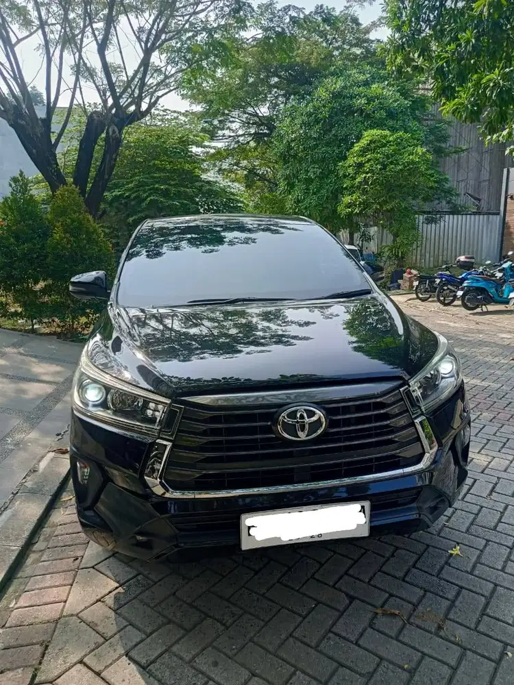 Toyota Kijang Innova 2.0 V Bensin-AT tahun 2021