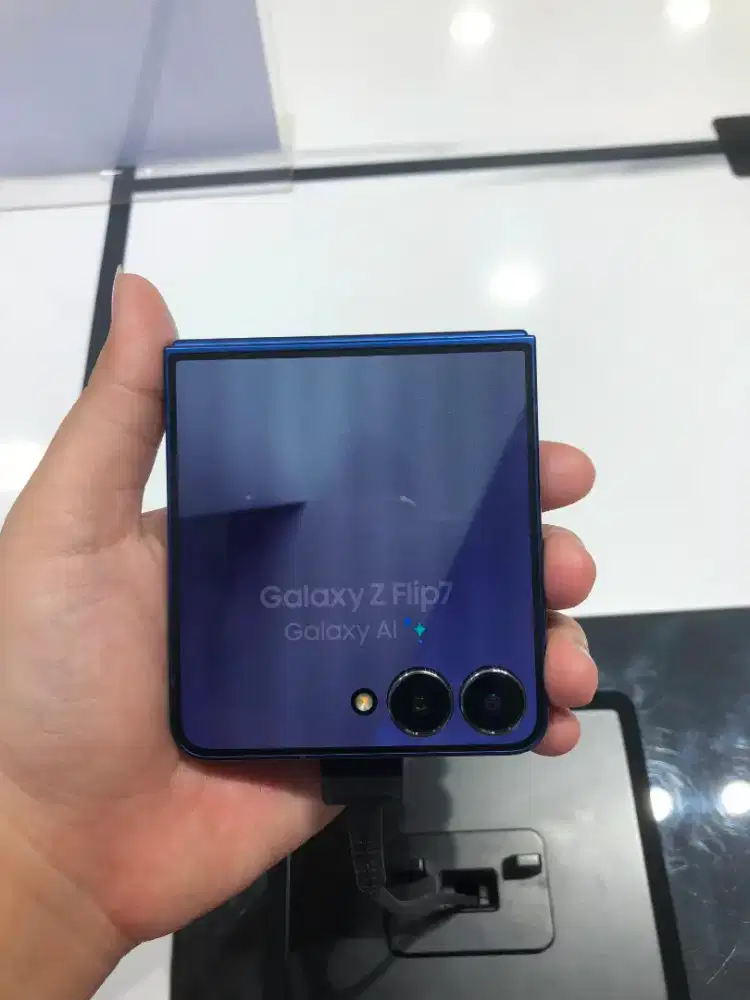 SAMSUNG ZLIP7 BISA CICILAN MENGGUNAKAN HOMECREDIT