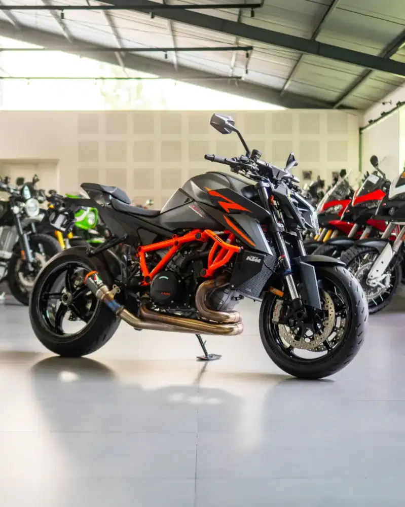 KTM 1390 Super Duke R Evo Matte Black 2024