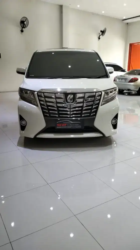 2017 ALPARD G ATPM PUTIH METALIK
