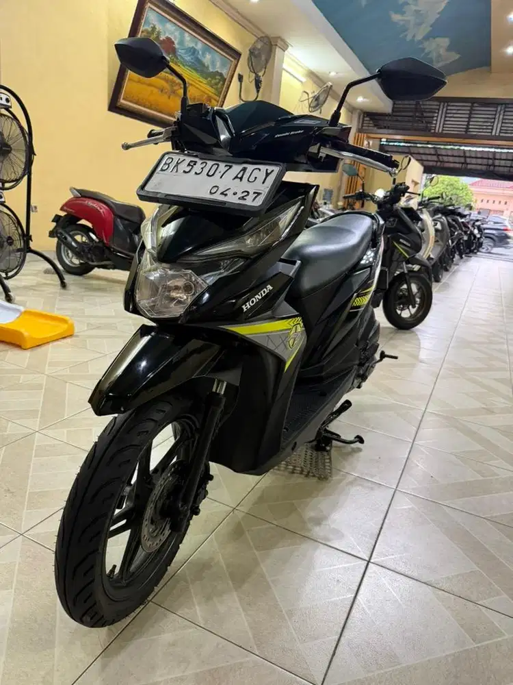 New Beat CBS 2017 Cantik Mentah Habis*Odo 17.000 KM*plaza motor