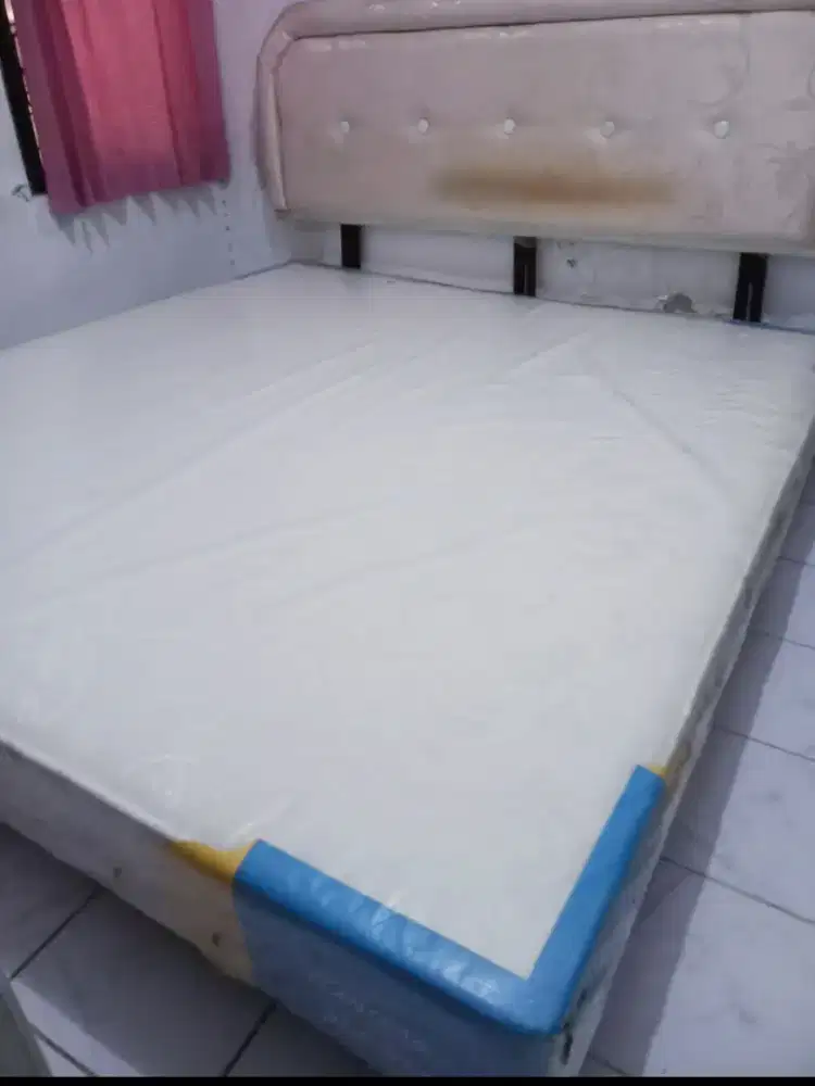 Dijual Divan Comforta