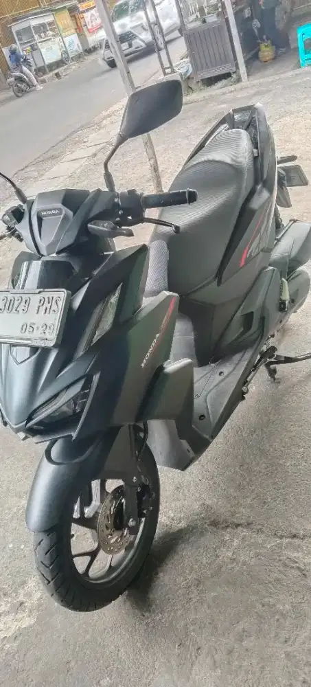 Vario 160 2024 kilometer 15 rb