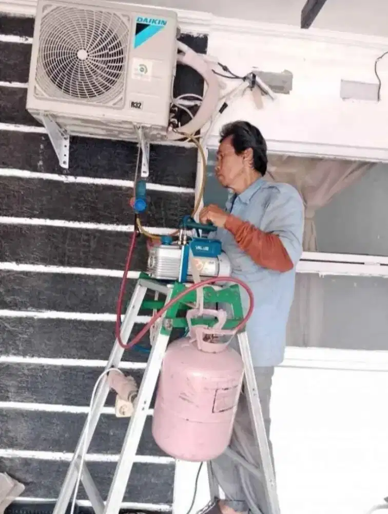 Servis ac, Bongkar/pasanga AC, cuci ac, freon dll