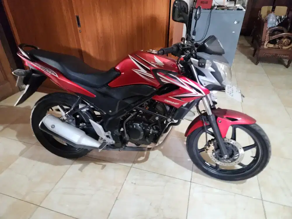 Cb150 r old merah sangat terawat 2012 gbm
