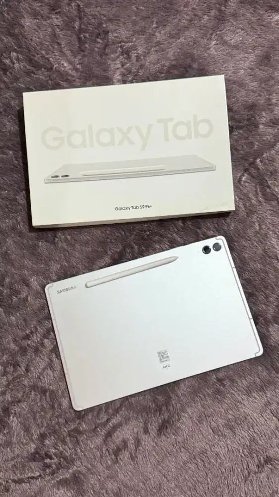 Samsung Galaxy Tab S9 Fe+ 8/128 GB WiFi Only - Lengkap & Like New