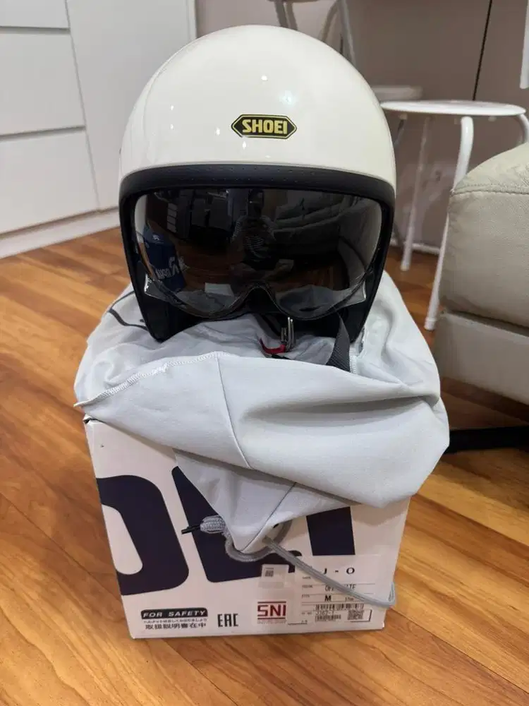 Shoei J.C offwhite size M