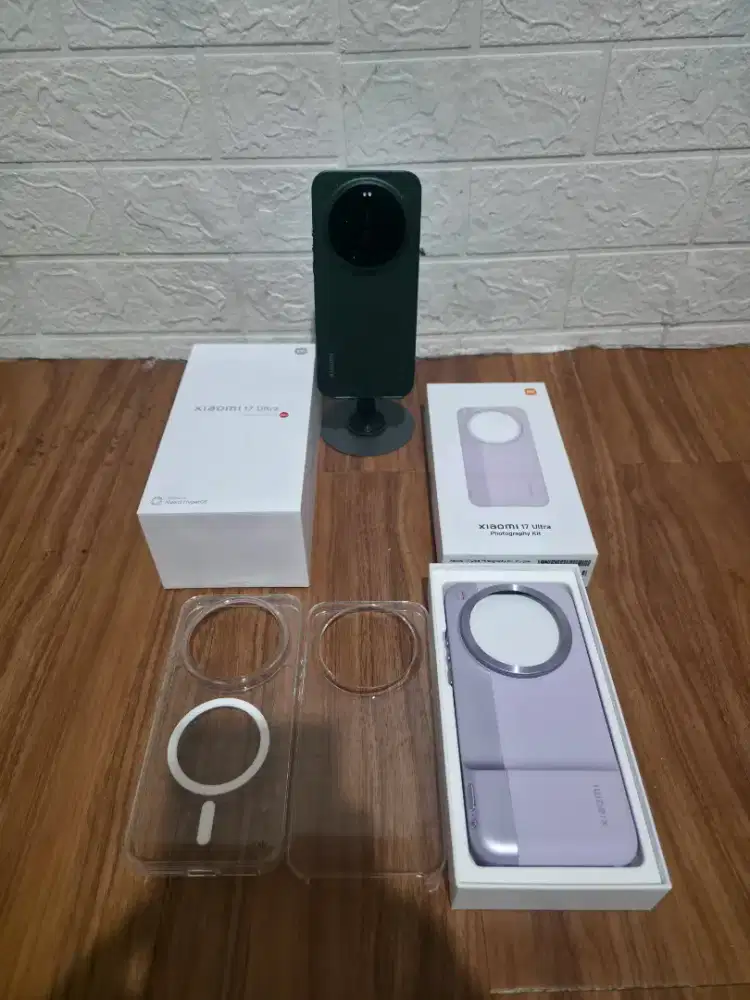 Xiaomi 17 ultra 16/1TB +photography Kit like new
