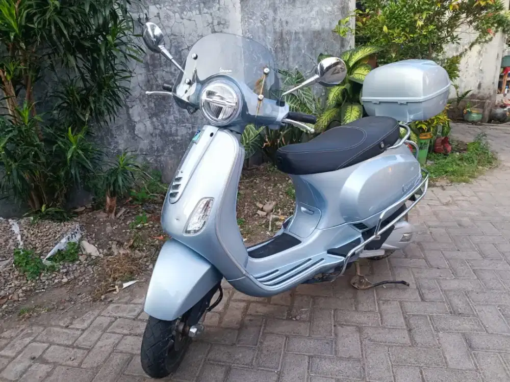 VESPA LX125 2022