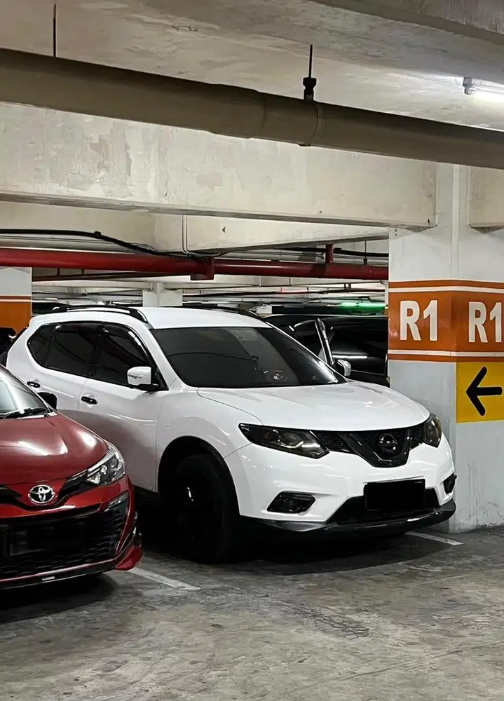 NISSAN XTRAIL 2.5 AT 2015 PUTIH T32