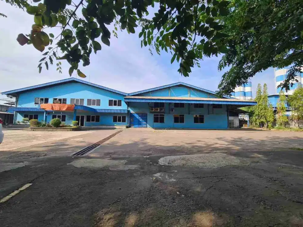 Dijual Ex Pabrik Bonus Bangunan di Kawasan Industri Pulo Gadung Jakarta