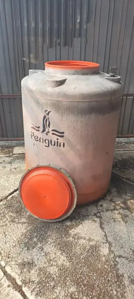 Toren air tandon penguin pinguin tb55 orange