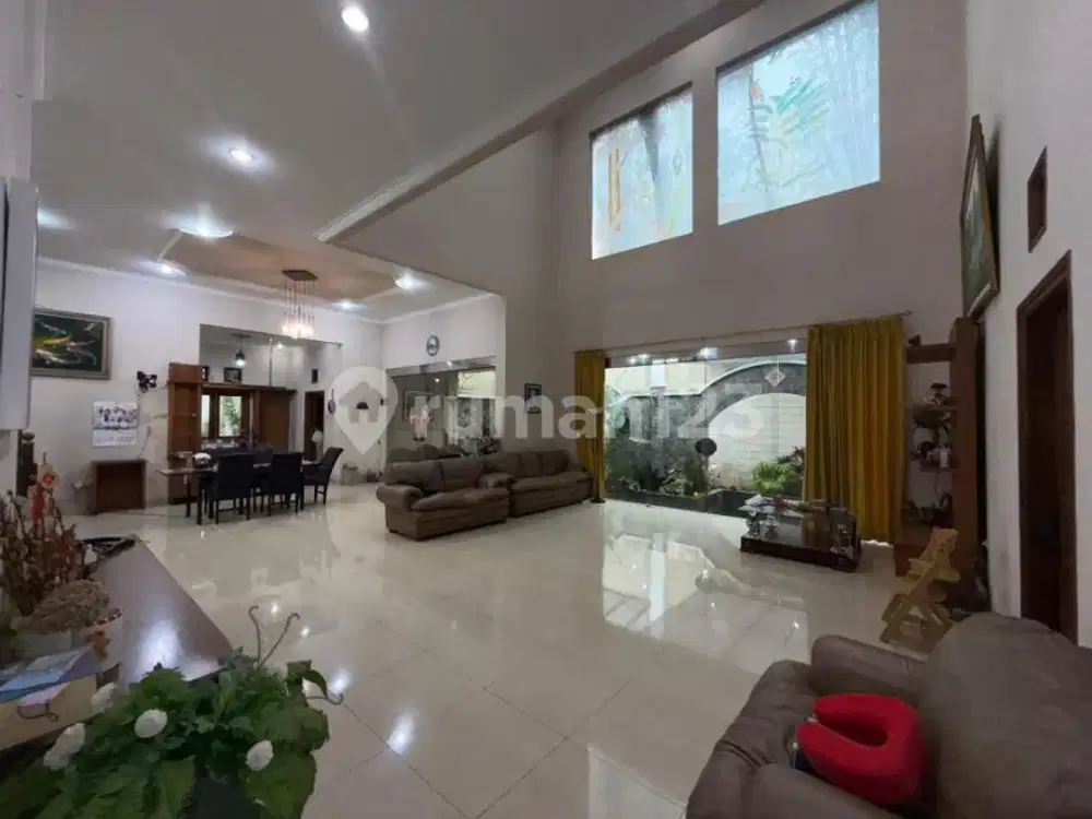 Disewakan Rumah Mewah di Mainroad Padalarang Bandung