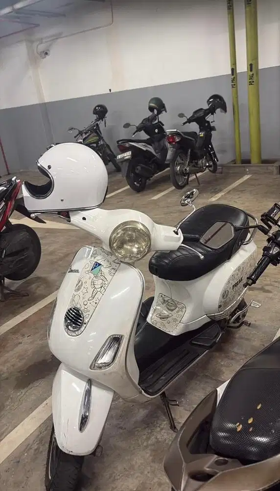 Vespa matic nego