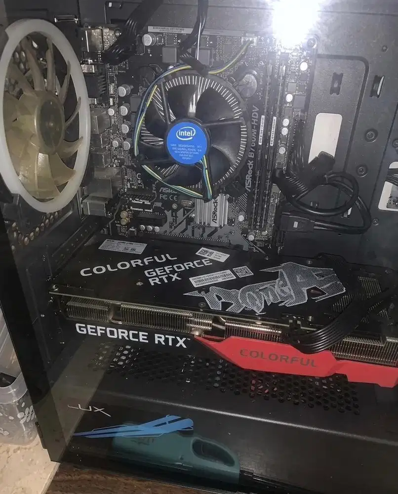 PC rakit bekas kantor desain